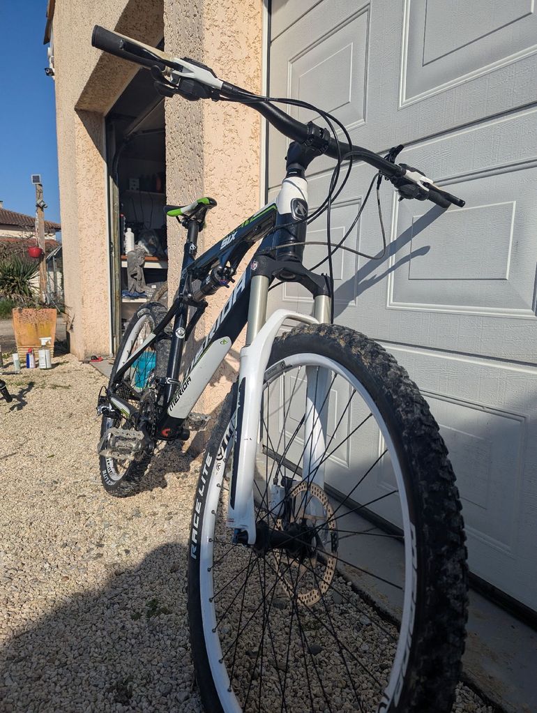 Used Merida Ninety-six Shimano Deore XT 2011 Mountainbike, Weiß — image 4 of 8