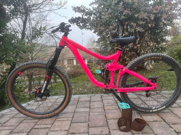 Used Giant Reign Shimano Saint 2019 MTB