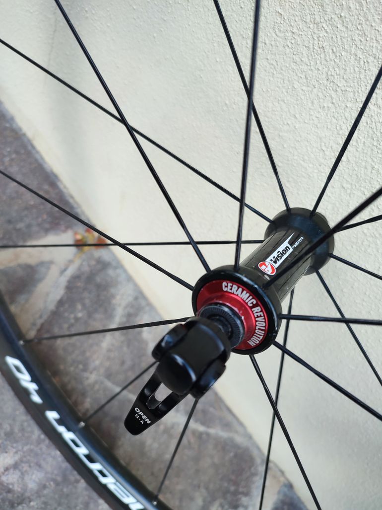 Used Trek Emonda Shimano Dura Ace 2018 Road & Gravel, Black — image 4 of 12