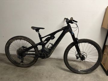 Używany Specialized Turbo Levo SL Expert Carbon 2023 2023 MTB