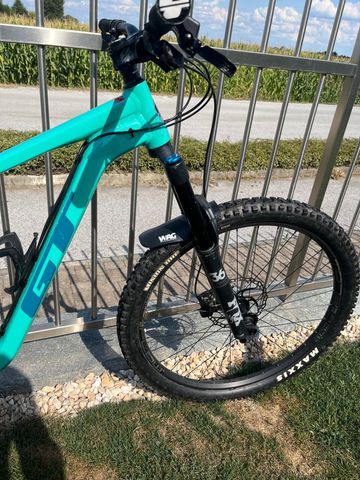 Used GT Force Expert 2021 Mountainbike, Blue — image 4 of 11