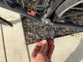 Used Canyon Ultimate CF SL 8.0 2020 2020 Road & Gravel, Black — image 7 of 10