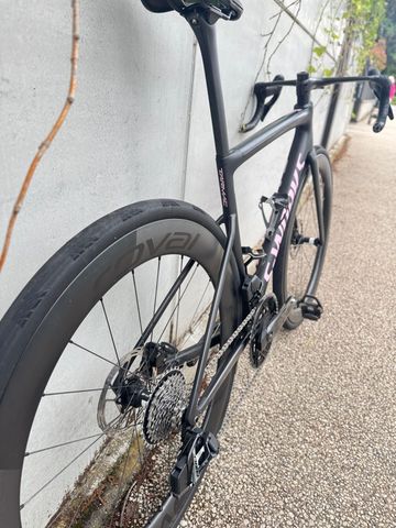 Used Specialized Tarmac SRAM Force eTap AXS 2026 Road & Gravel, Black — image 22 of 42
