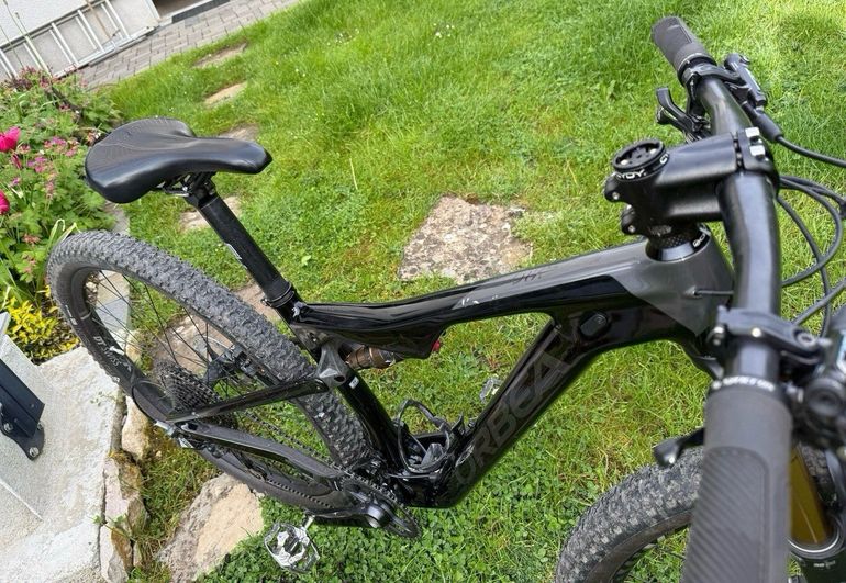Used Orbea OIZ M10 TR 2020 2020 Mountainbike, Black, 29 — image 7 of 12