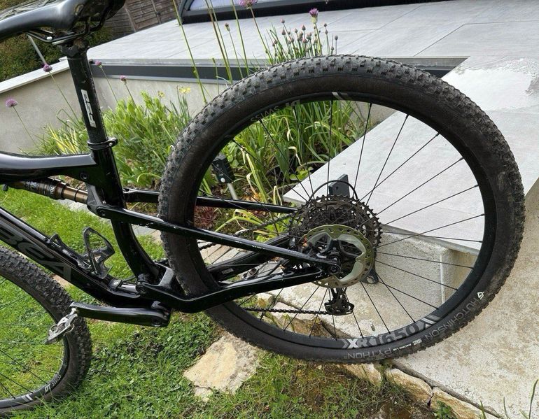Used Orbea OIZ M10 TR 2020 2020 Mountainbike, Black, 29 — image 10 of 12