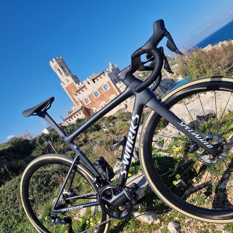 Used Specialized Tarmac Shimano Ultegra Di2 2026 Road & Gravel, Black — image 2 of 3