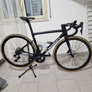 Used Specialized Tarmac Shimano Ultegra Di2 2026 Road & Gravel, Black — image 3 of 3