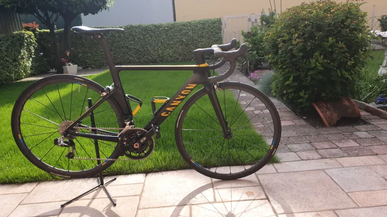 Used Canyon Aeroad CF SLX 8.0 2018 Road & Gravel — image 1 of 10