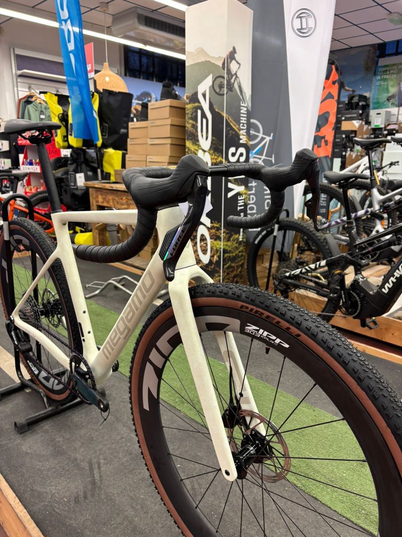 Used Megamo SILK 01 2026 2026 Road & Gravel, White — image 2 of 5