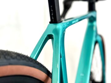 Bianchi Impulso COMP GRX 610 disc 2025 2025 Road & Gravel usato, Blu — immagine 7 di 8