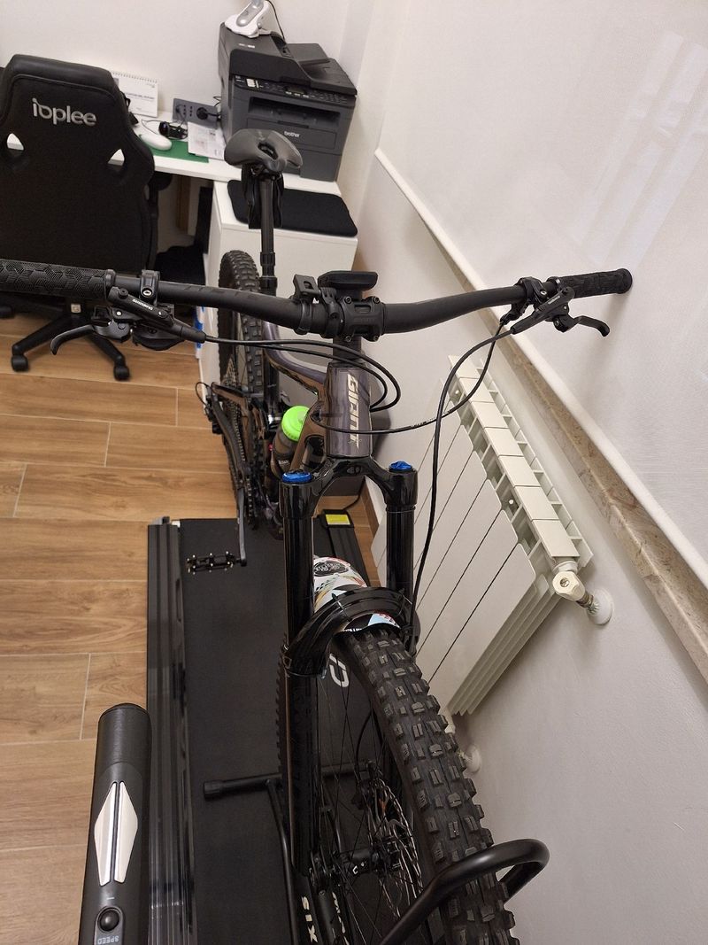 Używany Giant Reign 29 1 2021 2021 Mountainbike — zdjęcie 3 z 3