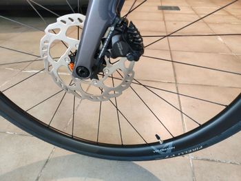 Used Bianchi Infinito 105 2024 2024 Road & Gravel, Black — image 5 of 7
