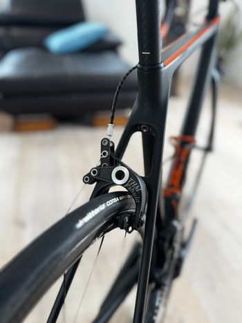 Used Canyon Canyon Ultimate CF EVO 2018 Road & Gravel, Negro — image 7 of 14