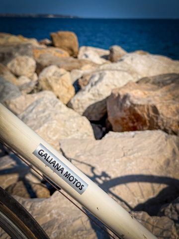 Used Peugeot Custom Shimano 600 1980 Road & Gravel, White — image 5 of 7