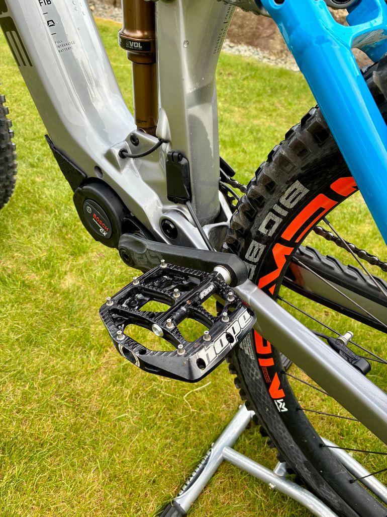 Used CUBE STEREO HYBRID 160 HPC ACTIONTEAM 625 27.5 KIOX 2021 2021 Mountainbike, Light Gray, 27.5 — image 4 of 10
