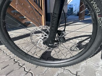 Used Trek Powerfly+ Shimano Deore XT 2023 Mountainbike — image 8 of 12