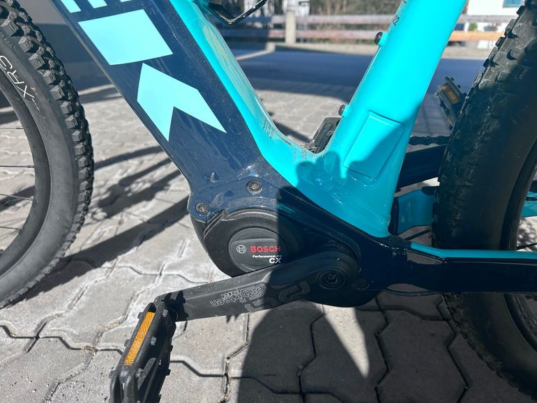 Used Trek Powerfly+ Shimano Deore XT 2023 Mountainbike — image 4 of 12