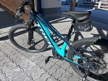 Used Trek Powerfly+ Shimano Deore XT 2023 Mountainbike — image 2 of 12
