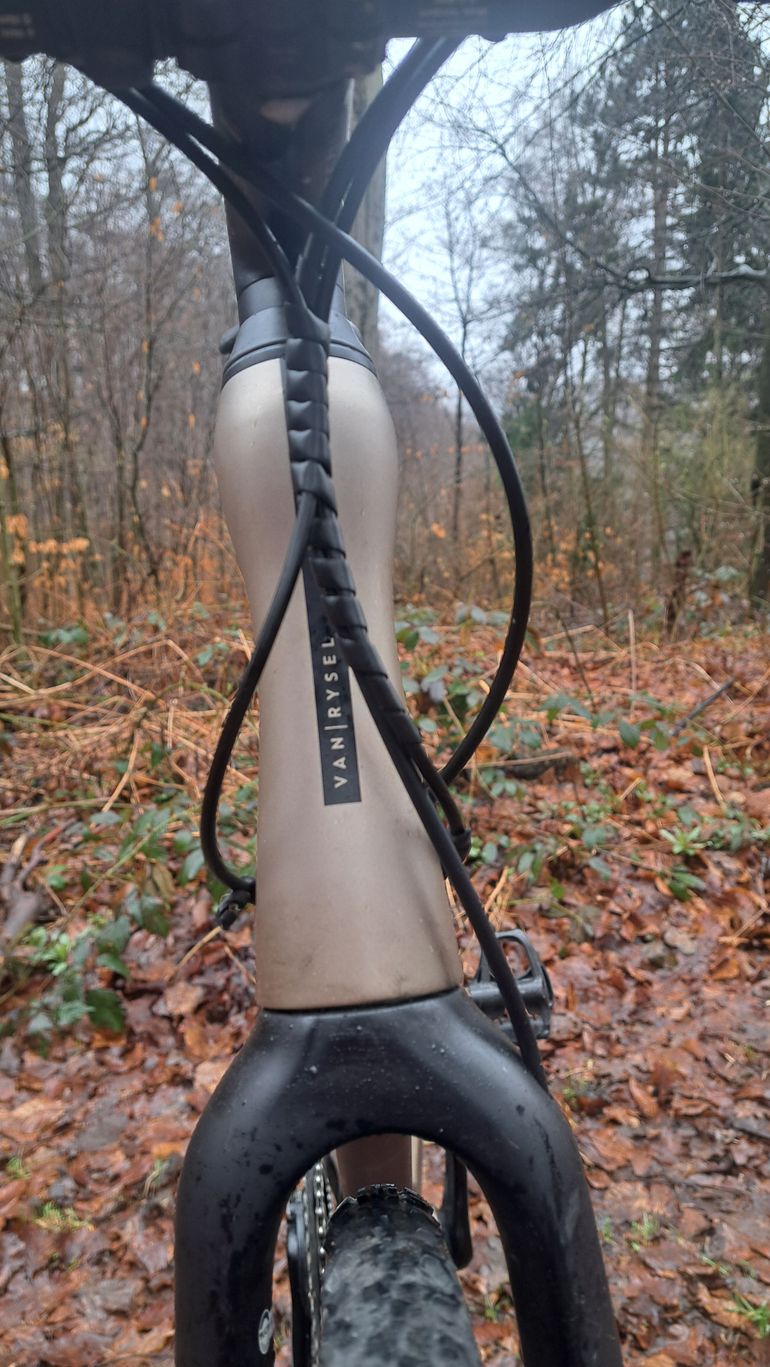 Used Van rysel FdR OFFROAD CF 2025 Road & Gravel, Orange — image 6 of 10