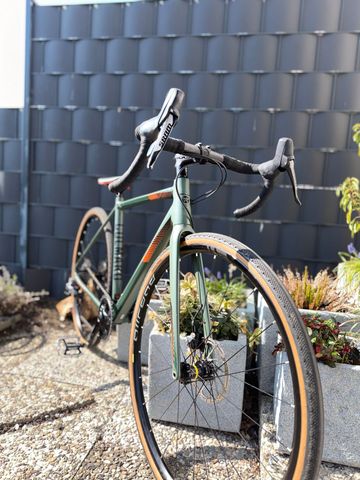 Used Koga Colmaro SRAM Rival 2022 Road & Gravel, Green — image 2 of 7