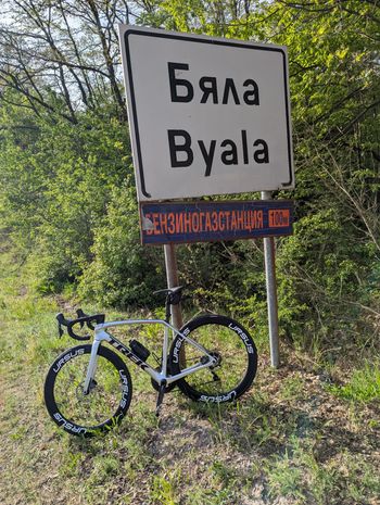 Used Trek Émonda SL 6 2021 2021 Road & Gravel, Light Gray — image 2 of 7