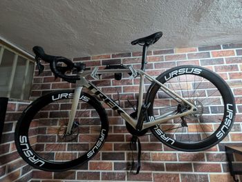 Used Trek Émonda SL 6 2021 2021 Road & Gravel, Light Gray — image 3 of 7