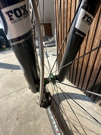 Used Specialized Epic FSR Comp 2017 2017 Mountainbike, Green, 29 — image 7 of 8