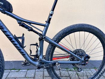 Used Specialized Epic SRAM GX 2018 Mountainbike, Light Gray, 29 — image 1 of 3
