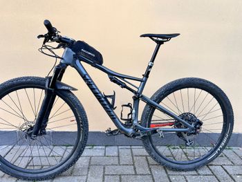 Used Specialized Epic SRAM GX 2018 Mountainbike, Light Gray, 29 — image 2 of 3