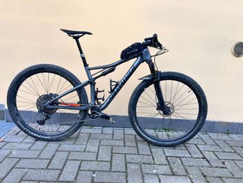 Used Specialized Epic SRAM GX 2018 Mountainbike, Light Gray, 29 — image 3 of 3