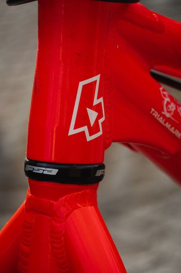 Inspired Fourplay Team 2018 2018 Mountainbike usato, Rosso — immagine 17 di 20