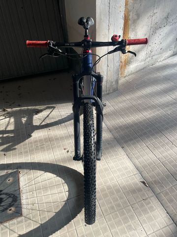 Used Sants Custom SRAM GX 2020 Mountainbike, Blue, 29 — image 9 of 10
