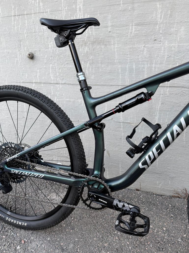 Used Specialized Epic Comp 2022 2022 Mountainbike — image 9 of 13