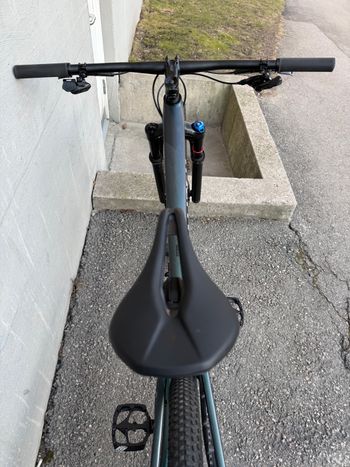 Used Specialized Epic Comp 2022 2022 Mountainbike — image 12 of 13