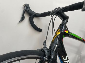 Used Specialized Tarmac Shimano Ultegra 2016 Road & Gravel, Black — image 8 of 10