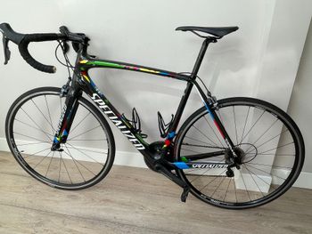 Used Specialized Tarmac Shimano Ultegra 2016 Road & Gravel, Black — image 2 of 10