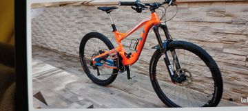 Käytetty GT SENSOR PRO X Orange 2018 Mountainbike — kuva 2 / 3