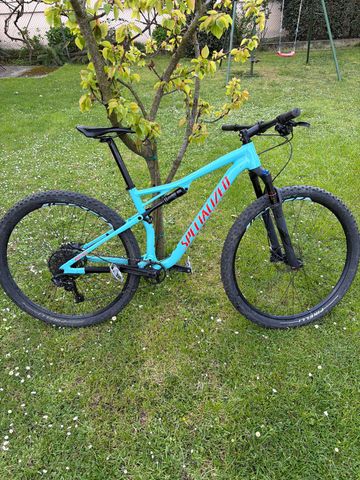Used Specialized Men's Epic Comp 2018 2018 Mountainbike, Blue, 29 — image 1 of 6