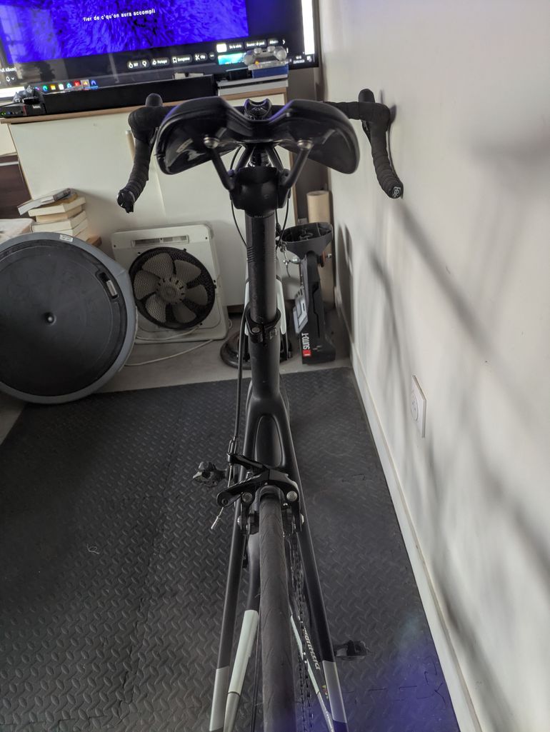 Used Wilier Gtr team Shimano 105 2020 Road & Gravel, Black — image 4 of 9