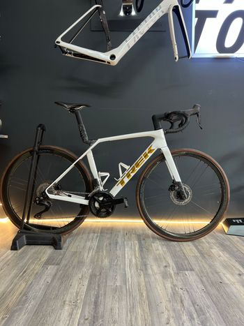 Trek, Madone SL 6 Gen 8 2026