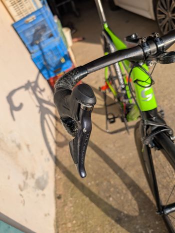 Used Cannondale Hi-Mod 2017 Ultegra Di2 Rim Brake 2017 Road & Gravel, Green — image 19 of 21