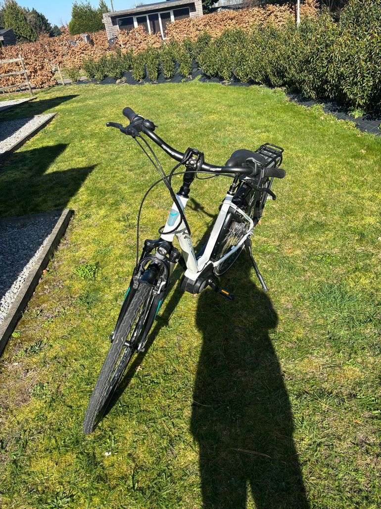 Used Victoria ETrekking Other Shimano - Mountainbike 2023 Urban — image 4 of 27