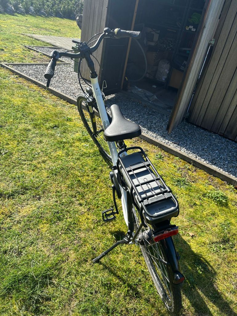 Used Victoria ETrekking Other Shimano - Mountainbike 2023 Urban — image 3 of 27