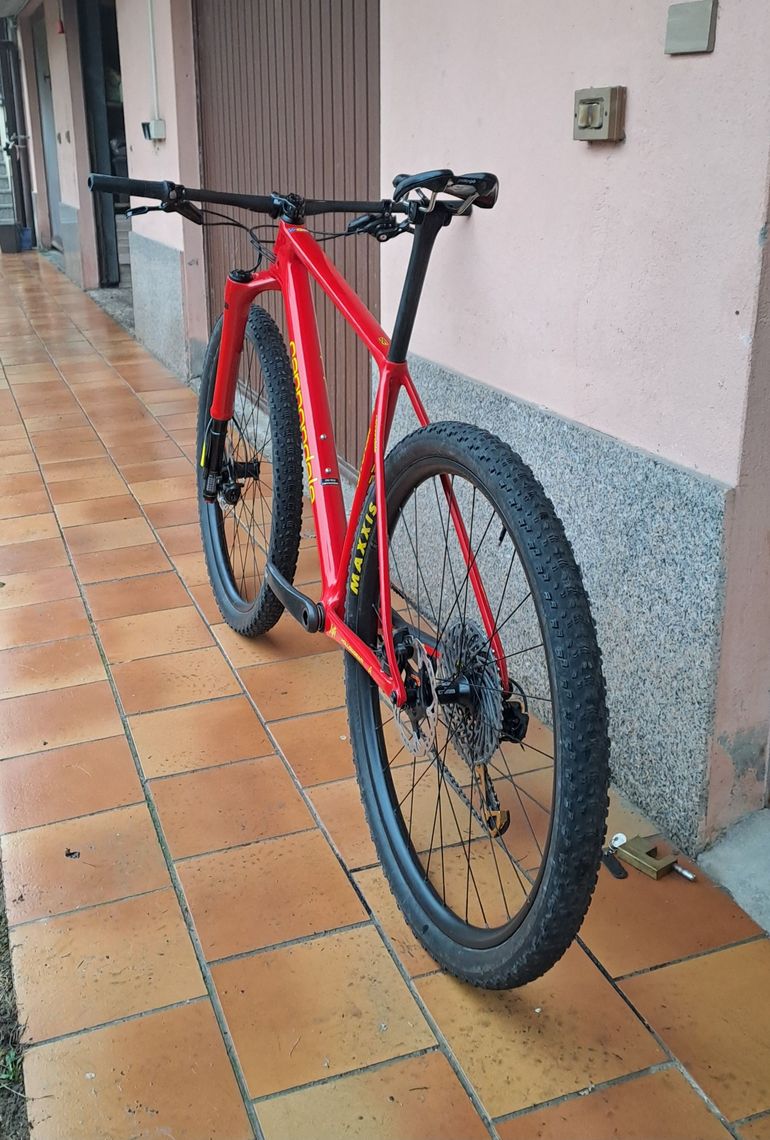 Used Cannondale F-SI HI-MOD THROWBACK VIPER RED 2023 Mountainbike, Red — image 5 of 14