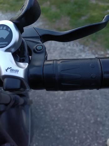 Used Engwe Custom Shimano Dura Ace Di2 2024 Mountainbike, Black — image 9 of 10