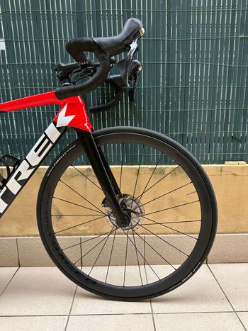 Used Trek Émonda SL 6 Disc Pro 2022 2022 Road & Gravel — image 5 of 8