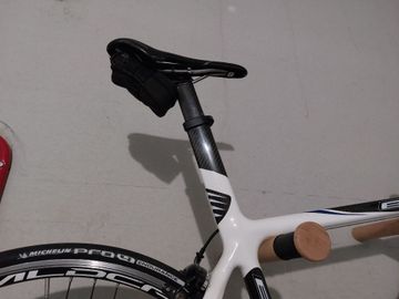 Used BH Custom Campagnolo Record 2006 Road & Gravel, White — image 2 of 13