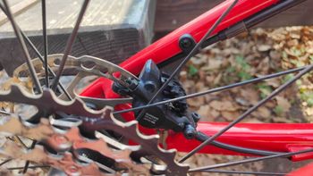 Used Specialized Epic Comp 2021 2021 Mountainbike, Red, 29 — image 6 of 9