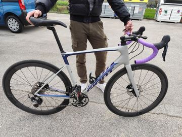 Použité Giant Defy Shimano GRX 2021 Road & Gravel — obrázek 4 z 9