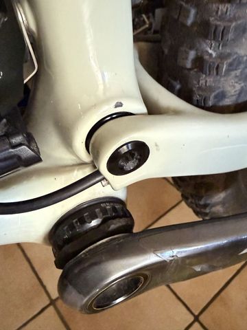 Used Specialized Epic Expert EVO 2019 2019 Mountainbike, Light Gray, 29 — image 8 of 13